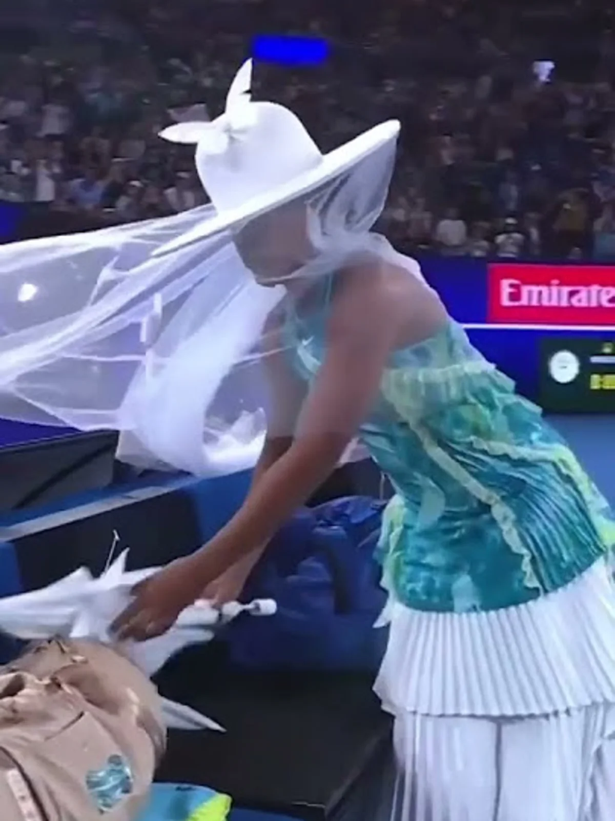 Naomi Osaka outfit